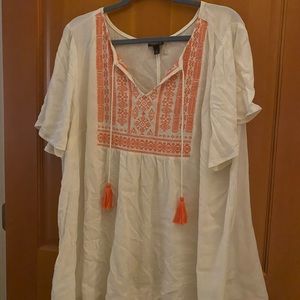 Nwot size 2 torrid peasant top